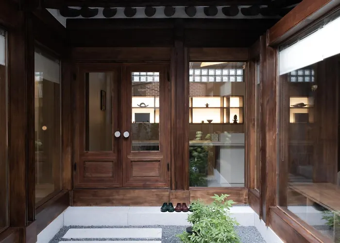 Yeoyeo Hanok I Luxury Hanok I *