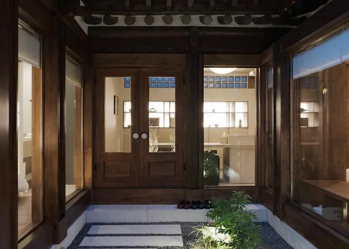 Yeoyeo Hanok I Luxury Hanok I Seoul