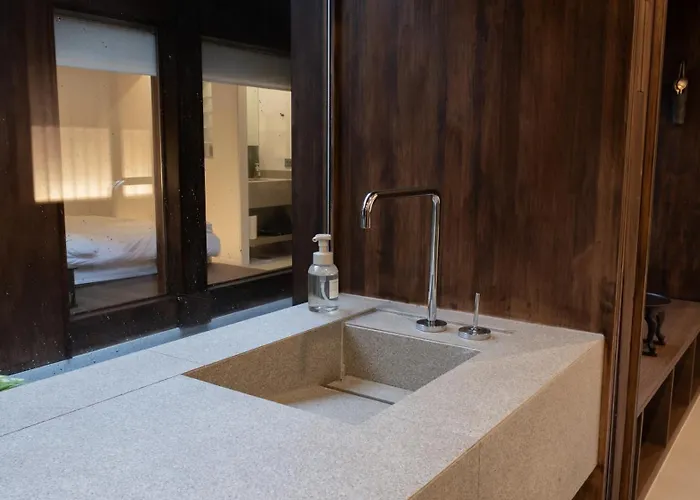 Villa Yeoyeo Hanok I Luxury Hanok I